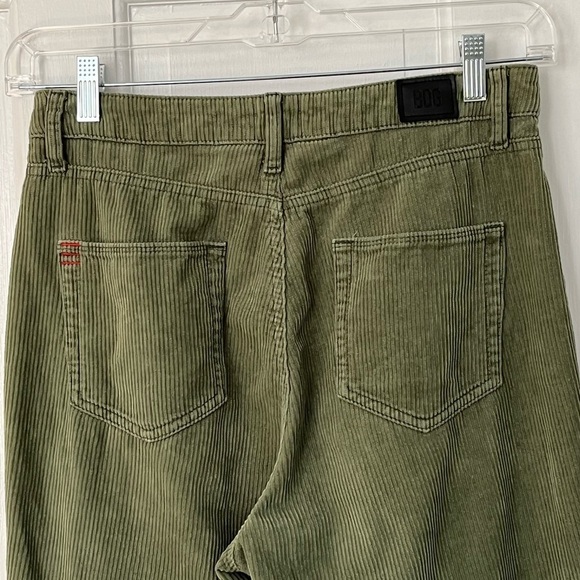 Urban Outfitters BDG Mom High Rise Corduroy Pant Moss Green Size 28 - Picture 8 of 15